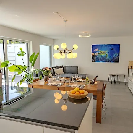 Luxuswohnung 95qm In Waldrandlage Zwischen Koeln Und Duesseldorf-naehe Messe - Lanxessarena - Bayarena *