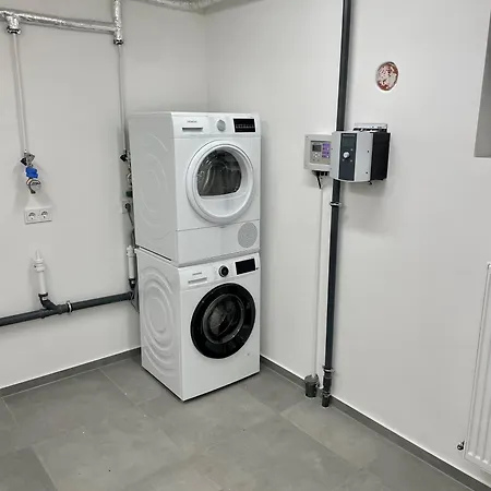 Luxuswohnung 95qm In Waldrandlage Zwischen Koeln Und Duesseldorf-naehe Messe - Lanxessarena - Bayarena *