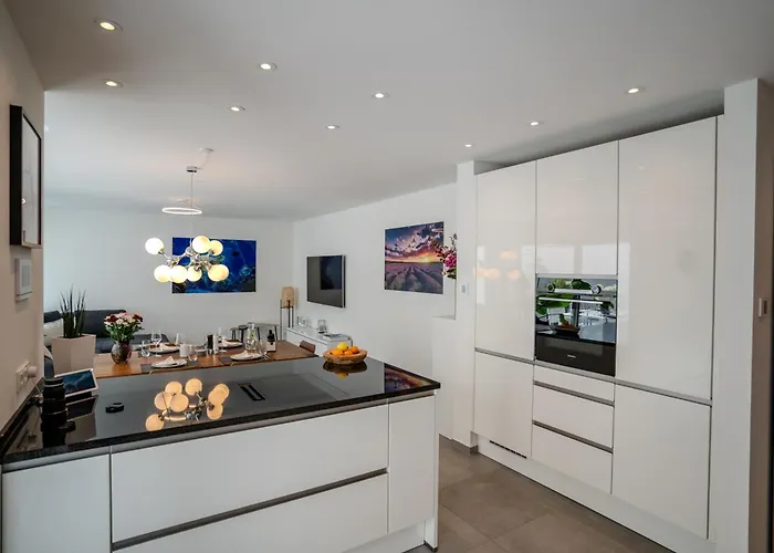 Luxuswohnung 95qm In Waldrandlage Zwischen Koeln Und Duesseldorf-naehe Messe - Lanxessarena - Bayarena *