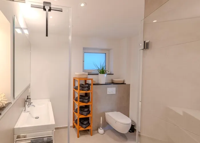 Luxuswohnung 95qm In Waldrandlage Zwischen Koeln Und Duesseldorf-naehe Messe - Lanxessarena - Bayarena *