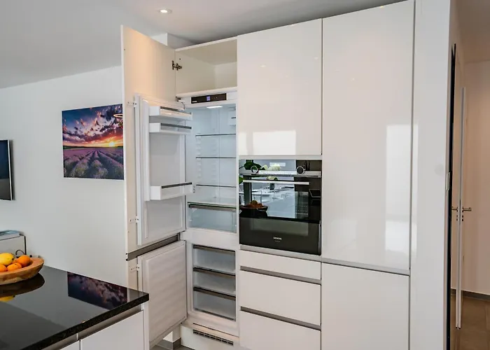 Luxuswohnung 95qm In Waldrandlage Zwischen Koeln Und Duesseldorf-naehe Messe - Lanxessarena - Bayarena * Leverkusen